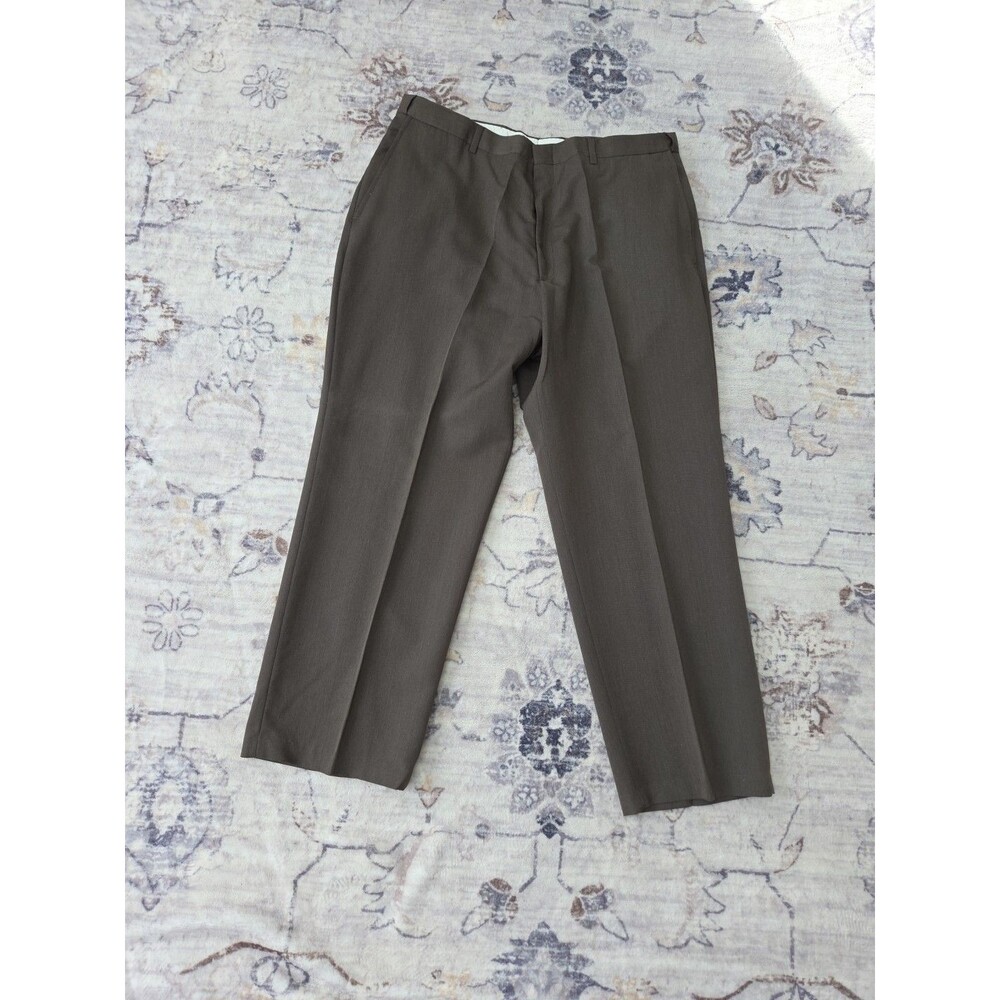 #284 Haggar Men's Polyester dress pants 38x29 Brown
